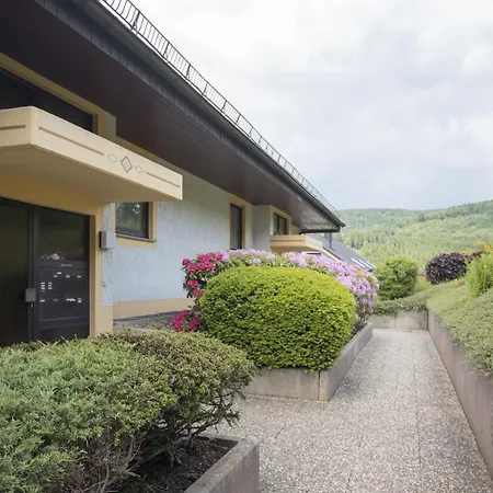 Welcome In - 66-b 'mountainside' In Niedersfeld-winterberg Mit Balkon, Schoener Aussicht Und Abstellraum *